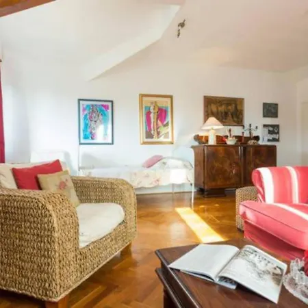 דירה Lukre Mala *